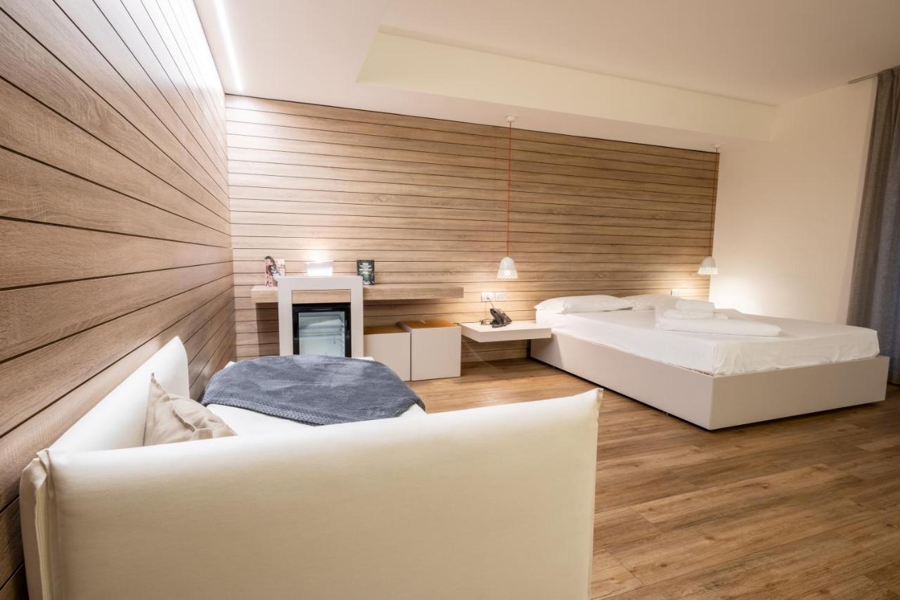 Hotel B612 Levico Terme Esterno foto